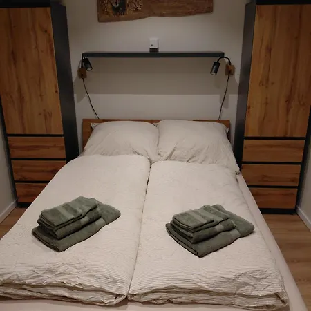 Cozy Luhe Apartmán *